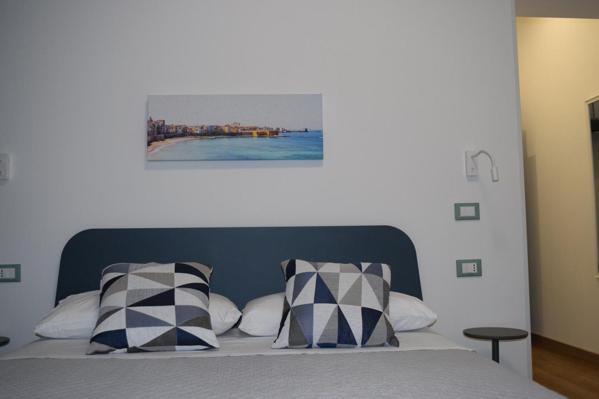 Vespri 15 Apartments Trapani Esterno foto